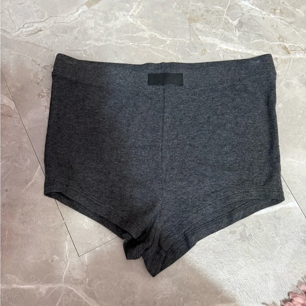 Victoria's Secret Charcoal Lounge Shorts - Picture 1 of 2